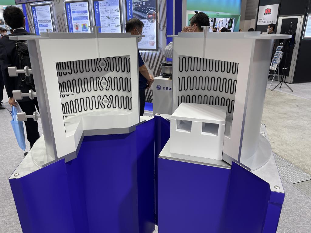 日本電炉工業のブース写真2