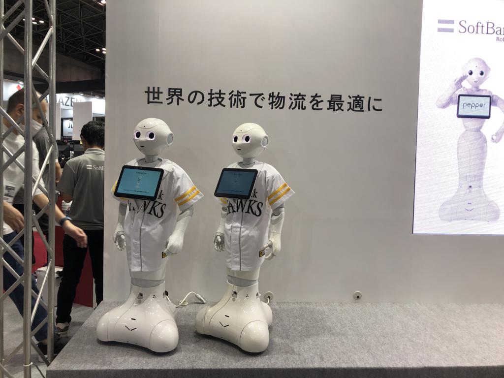 ソフトバンクロボティクスのブース写真1