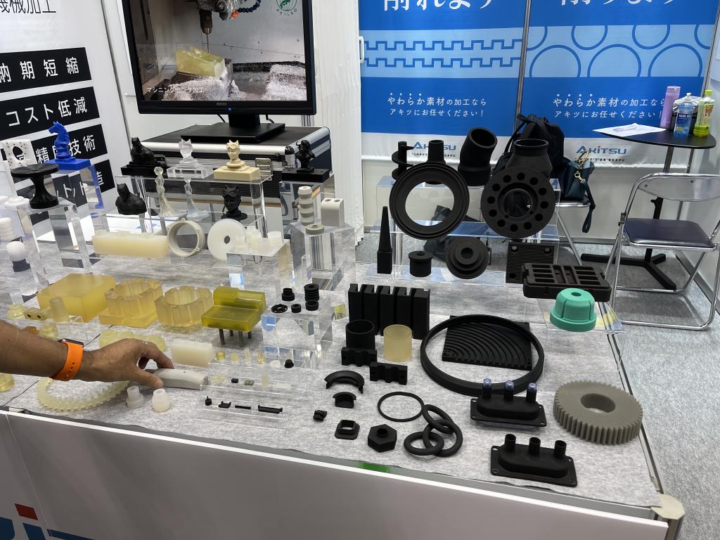 亜木津工業のブース写真1
