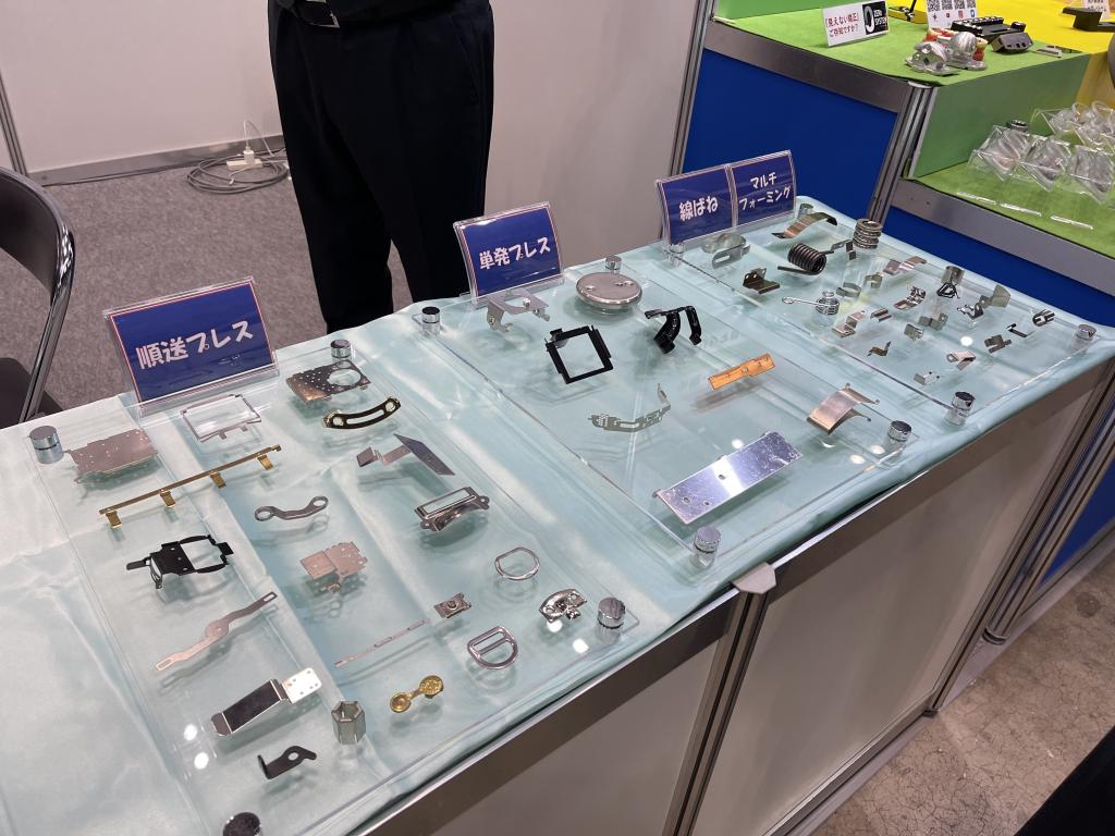 岡野製作所のブース写真3