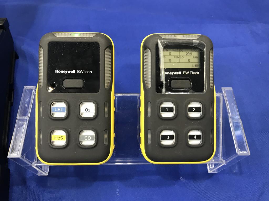 篠原電機のブース写真4