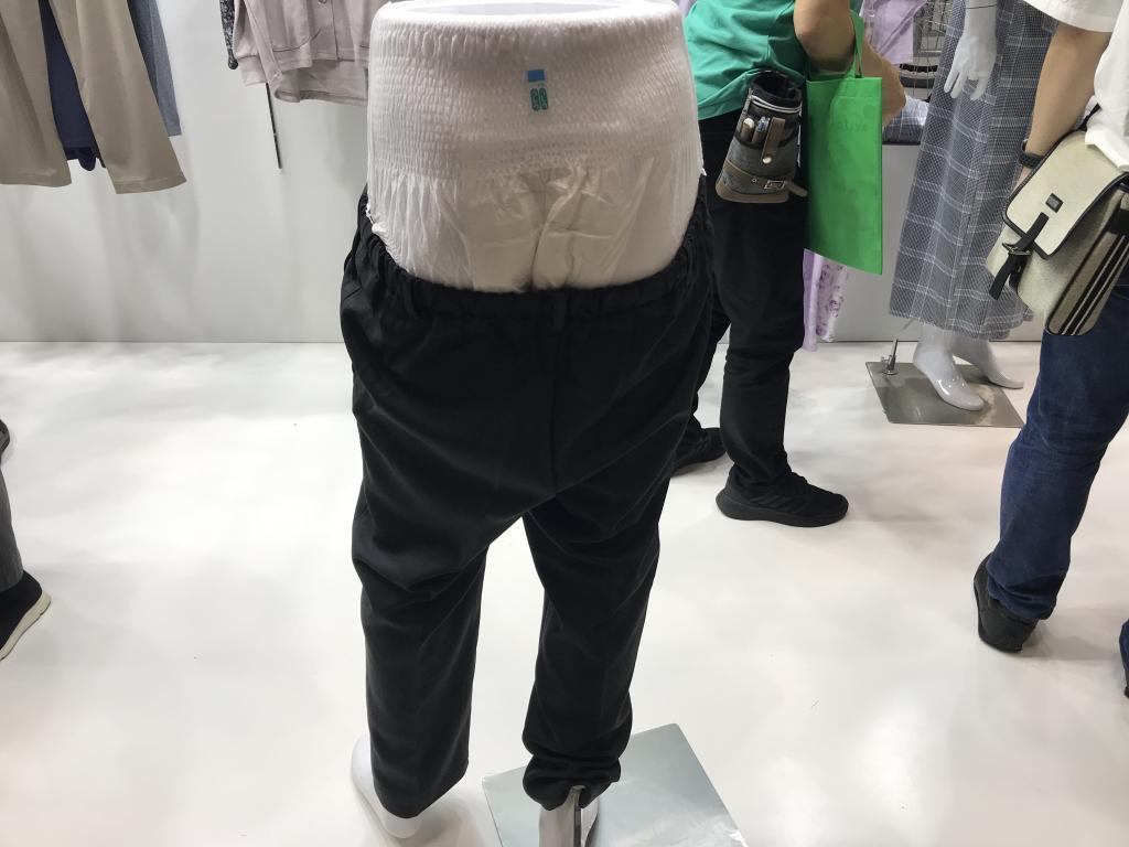 ケアファッションのブース写真4