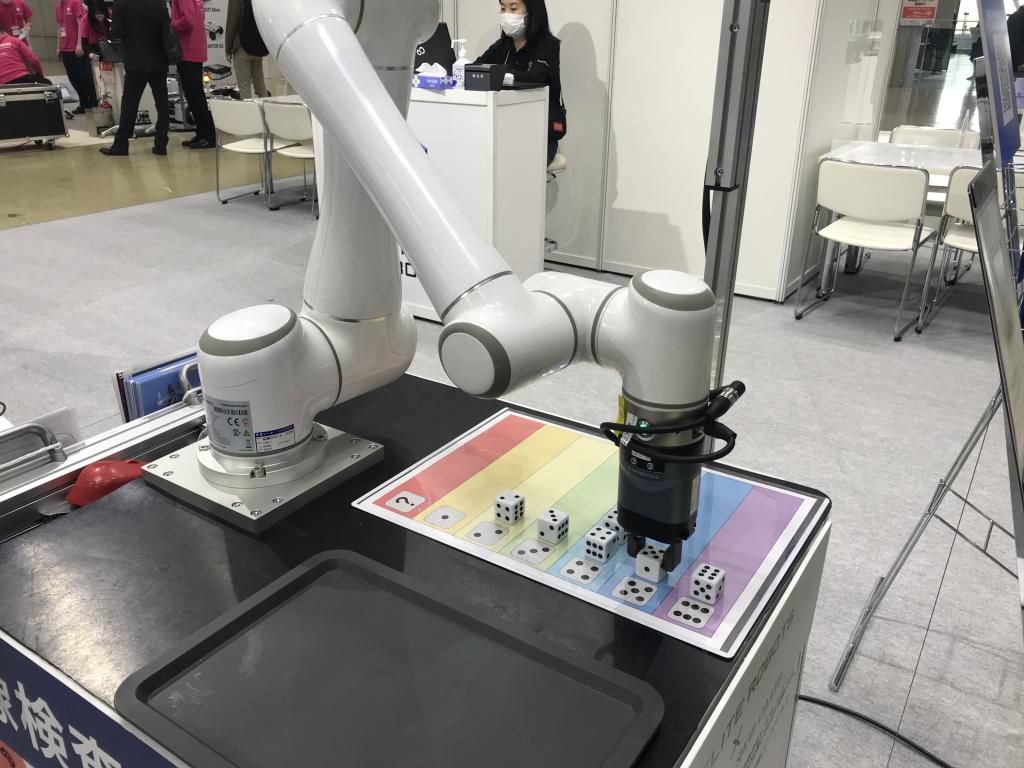 エリートロボットジャパンのブース写真4
