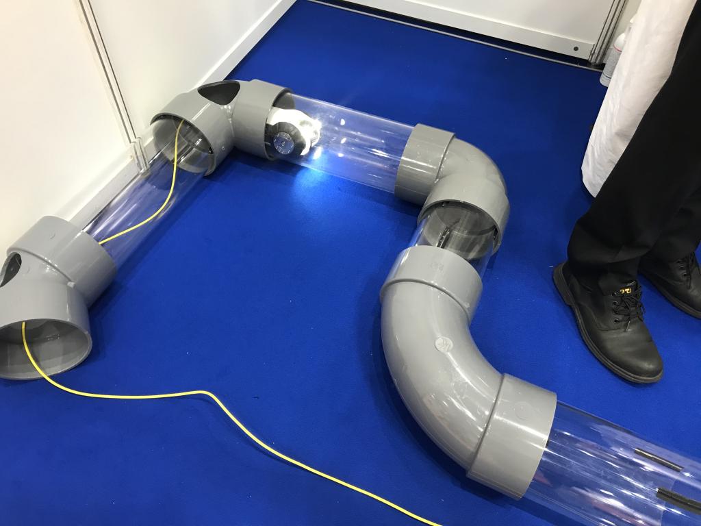 　キュー・アイのブース写真4