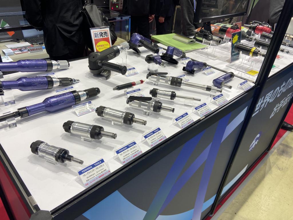 旭商工社のブース写真1