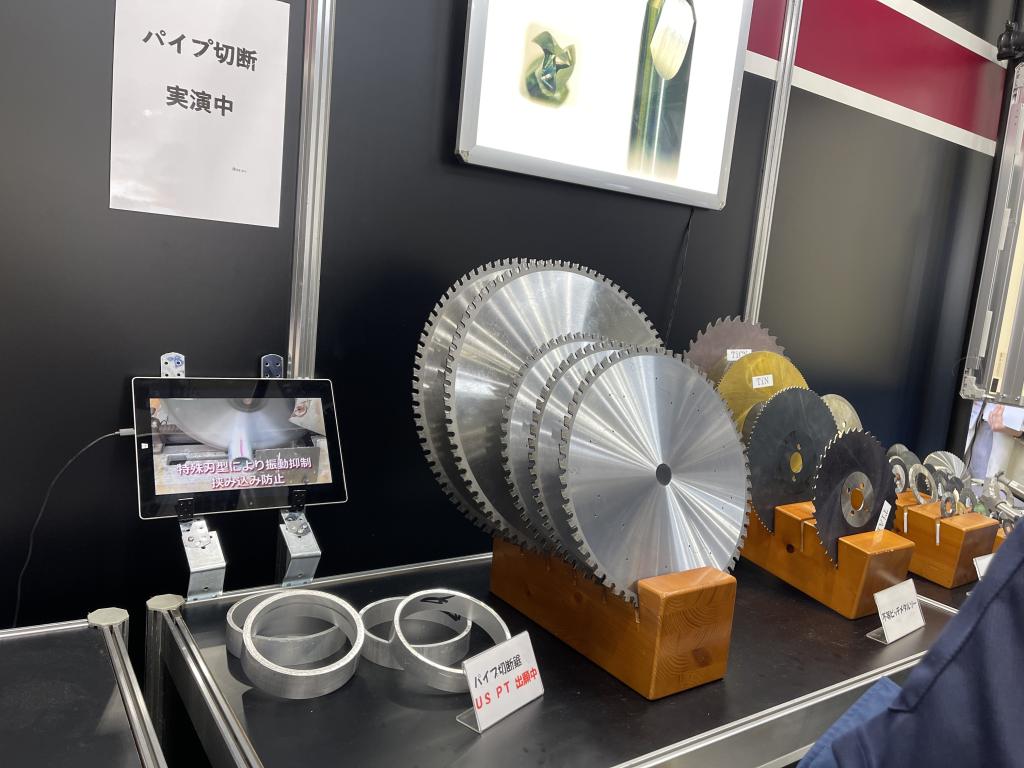 辰野目立加工所のブース写真3