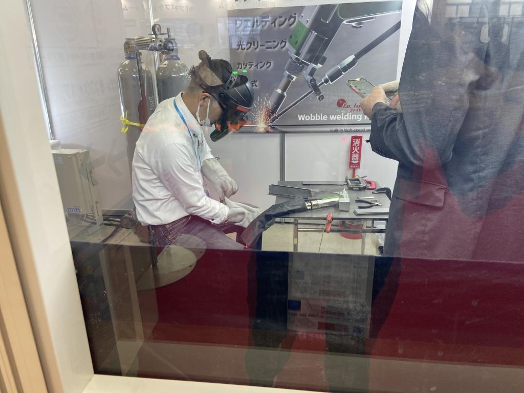 ラピュタインターナショナルのブース写真2