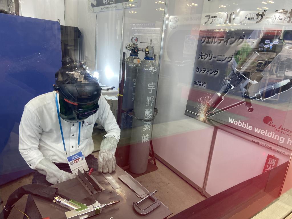 ラピュタインターナショナルのブース写真3