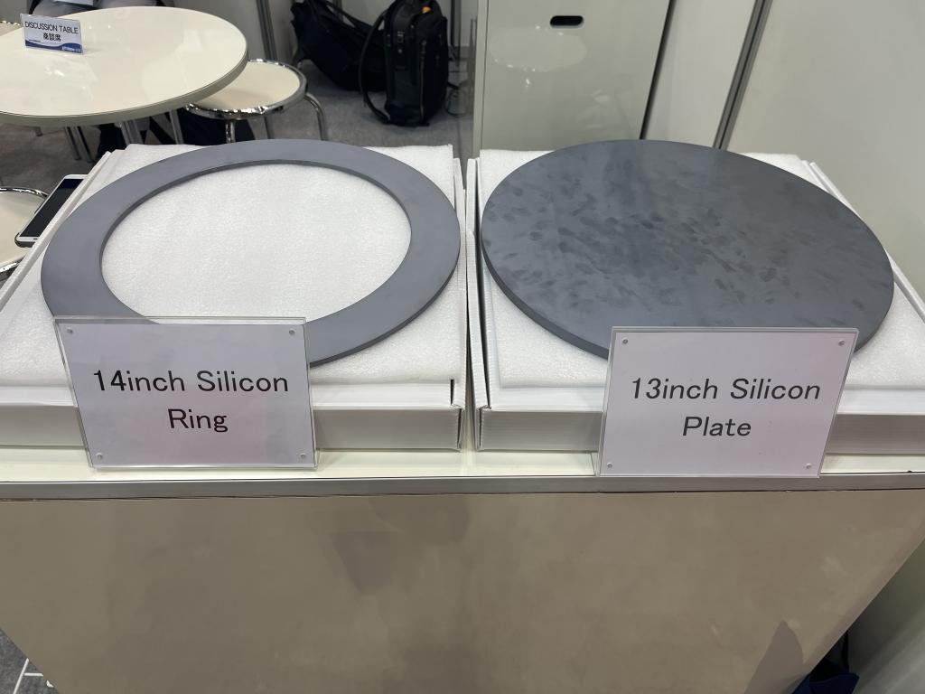 吉永商事のブース写真2