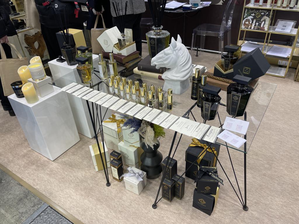 (株)アイネックスのブース写真1