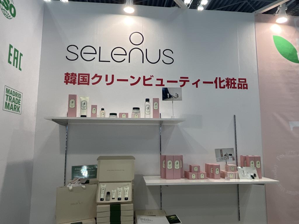  セレナースのブース写真7