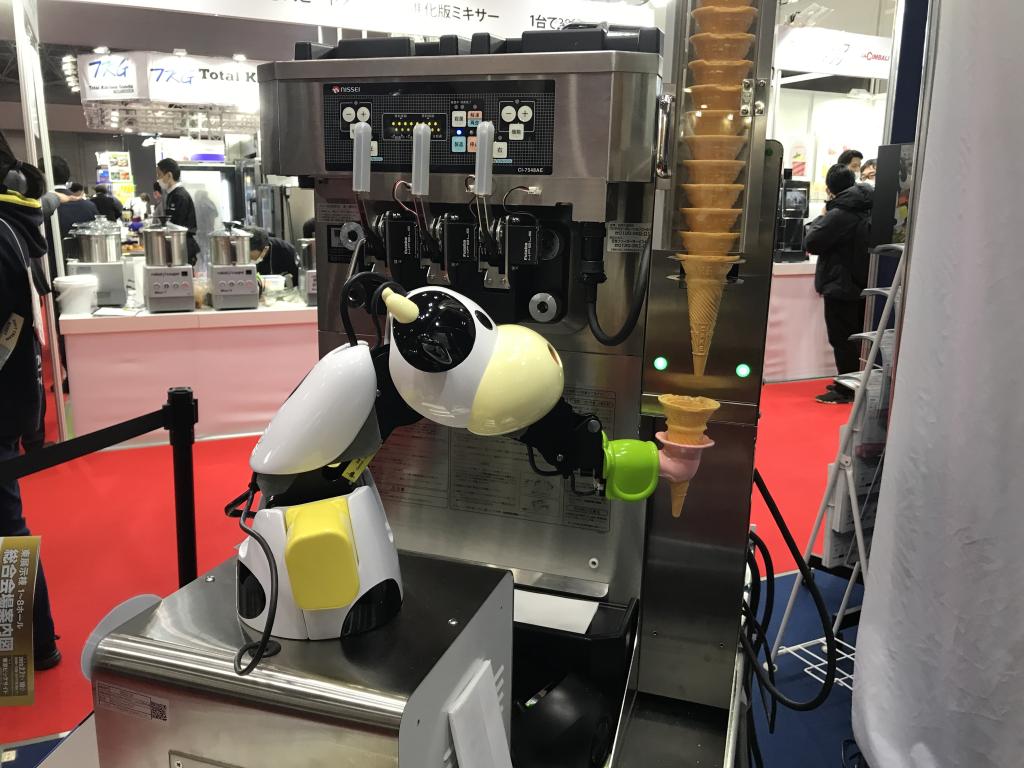 コネクテッドロボティクスのブース写真2