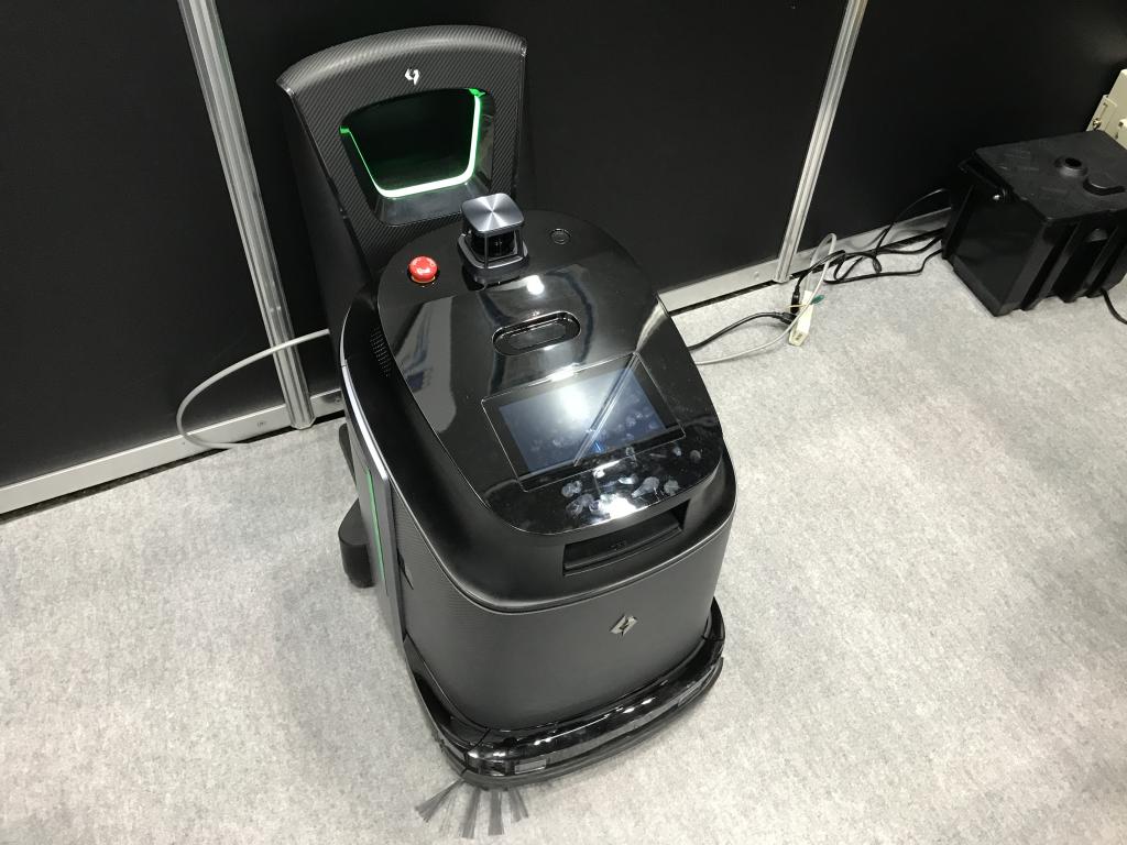 三和のブース写真2