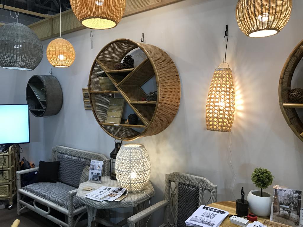 みうら・ラタンのブース写真3