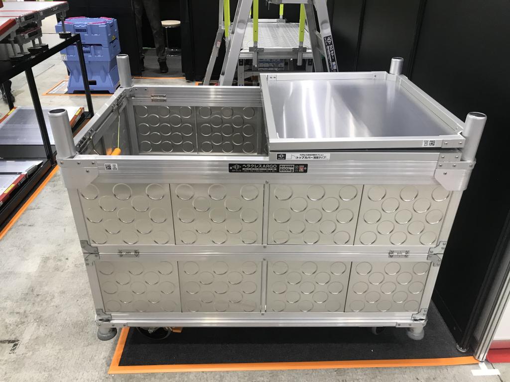 ジー・オー・ピーのブース写真3