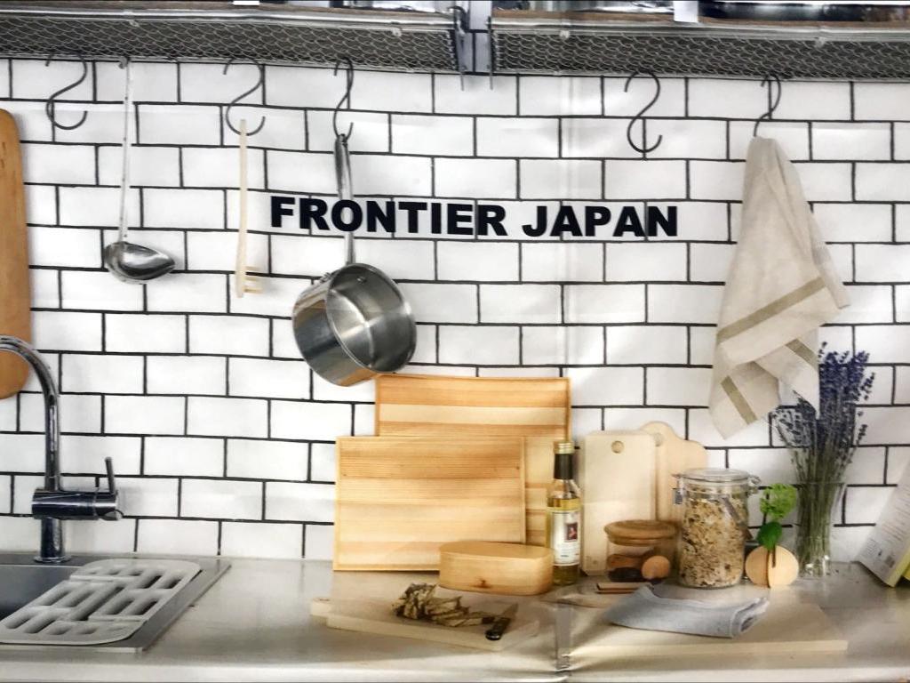 フロンティアジャパン （株）のブース写真12