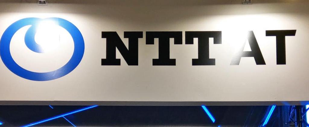 NTTアドバンステクノロジのブース写真12