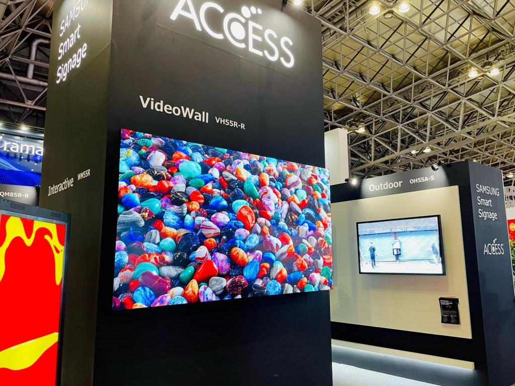ACCESSのブース写真3