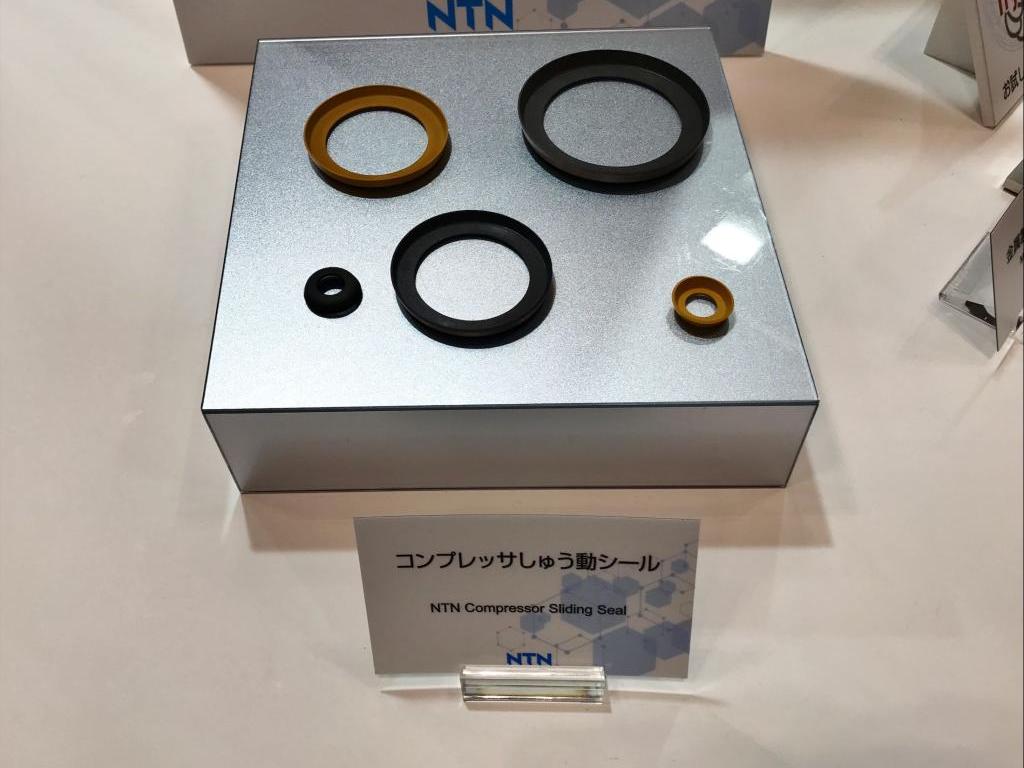 NTNのブース写真3