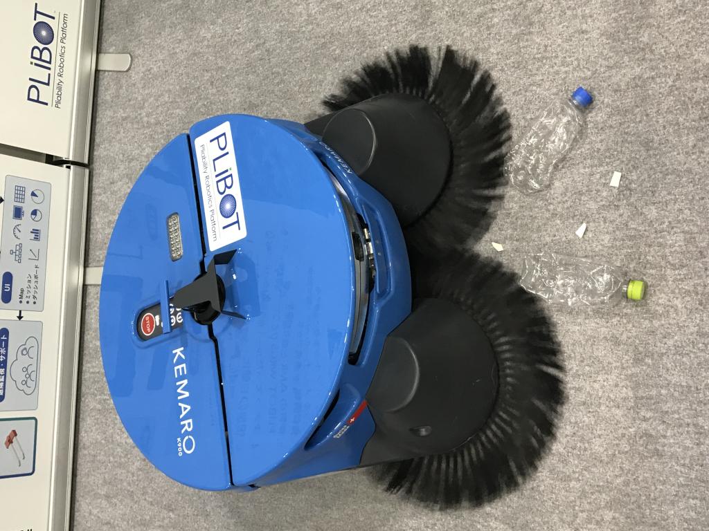 PLiBOT のブース写真3