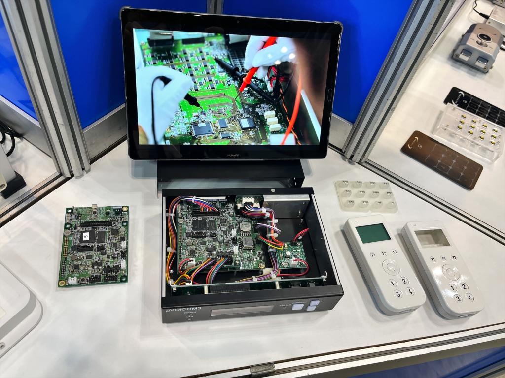 新協電子のブース写真14