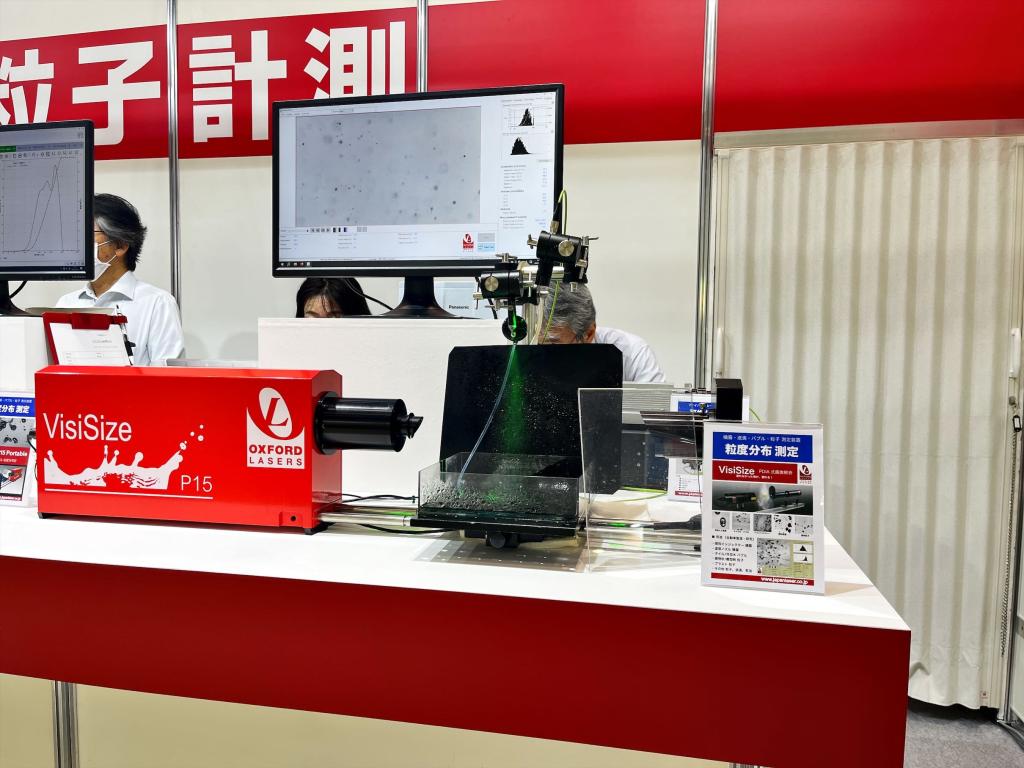 日本レーザーのブース写真3