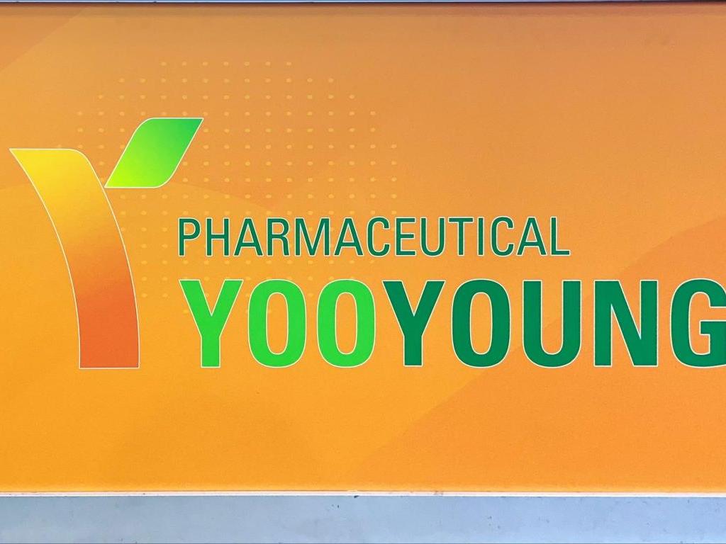 柳英製薬 (ユーヤン製薬)のブース写真1