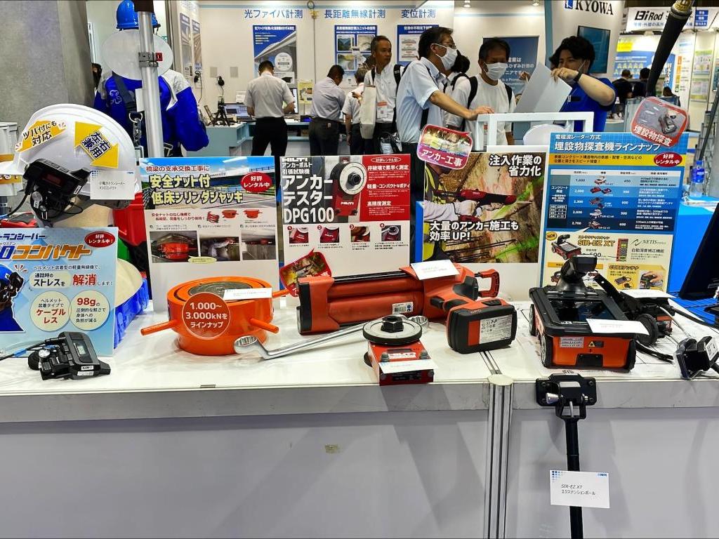 レントのブース写真2