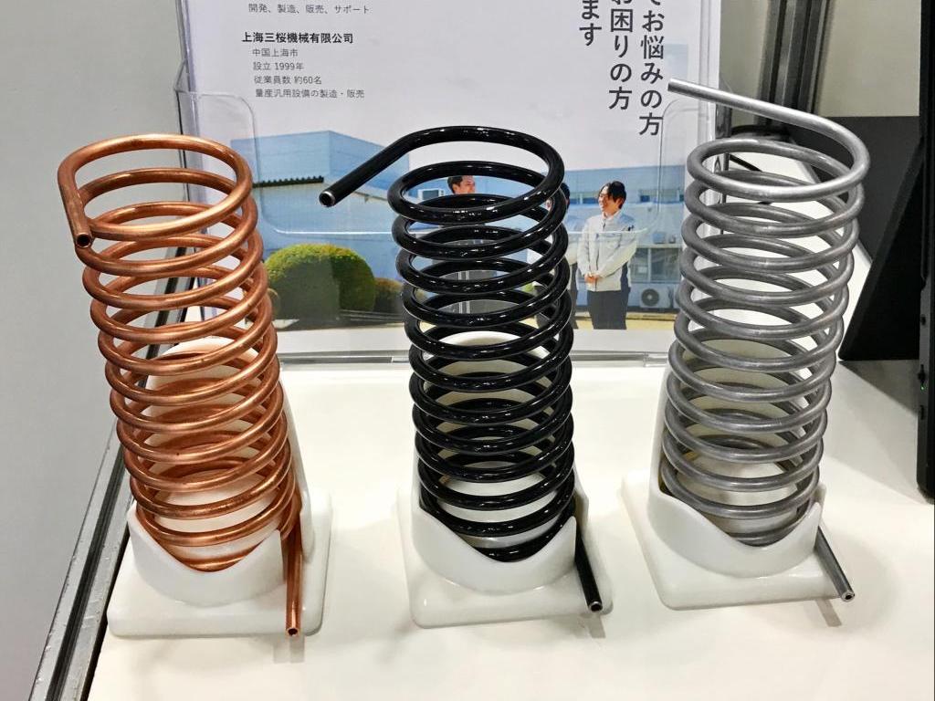 三桜工業のブース写真3