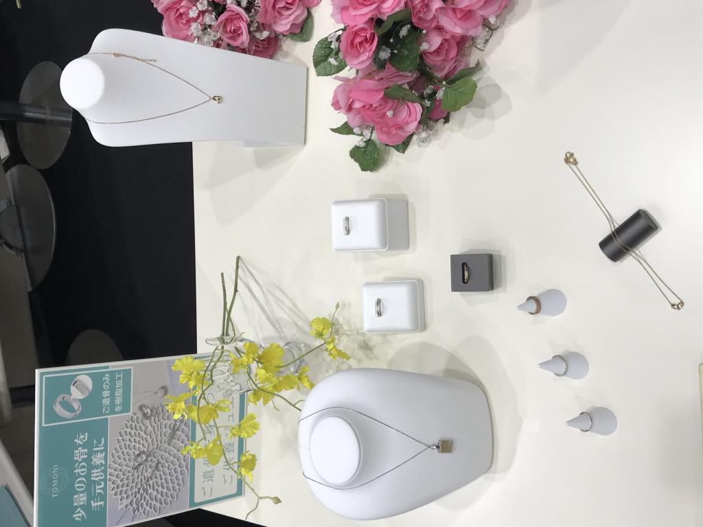 TOMONIのブース写真13