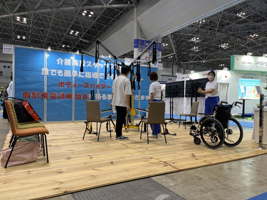 東京体育機器のブース写真1