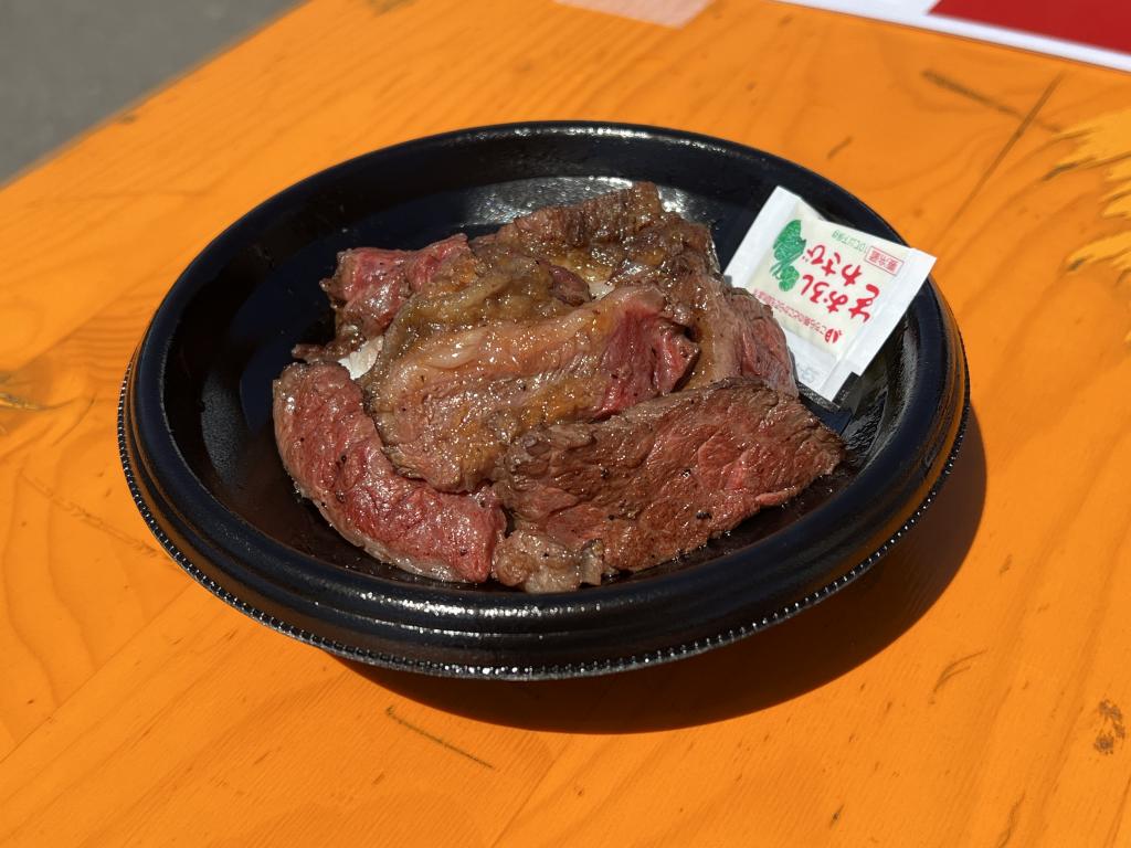 焼肉の秘密基地のブース写真1