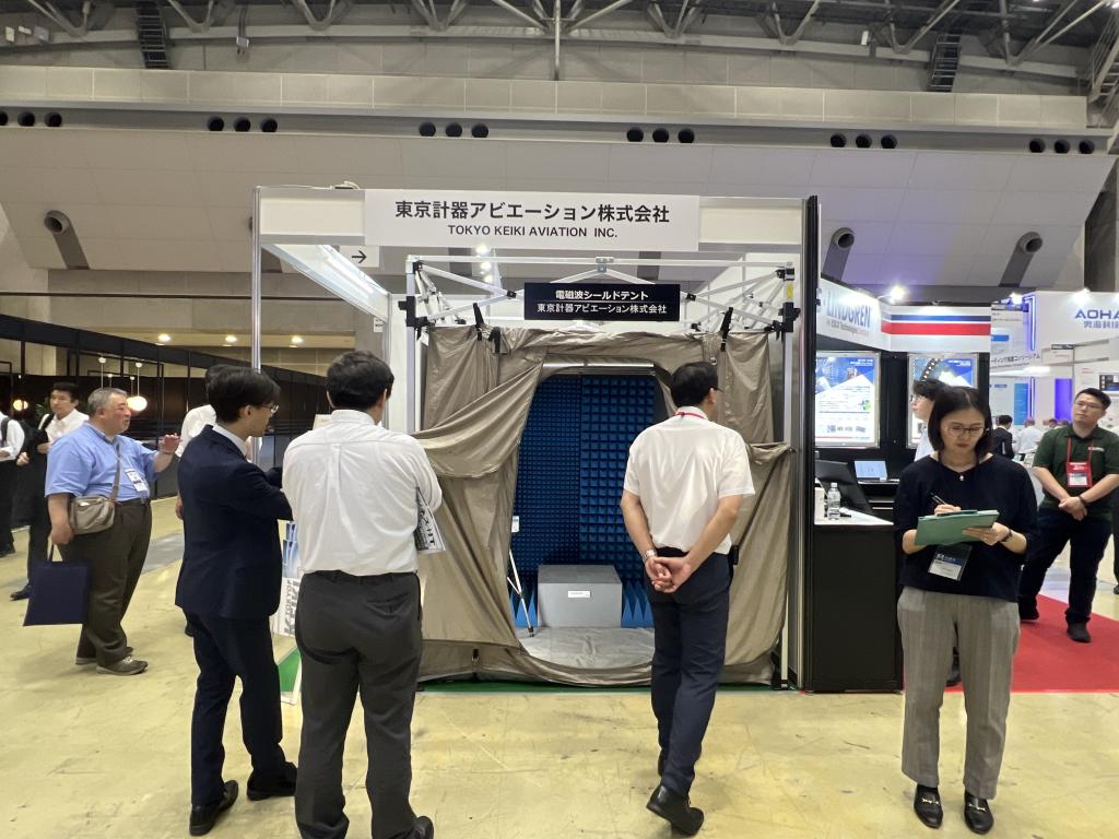 東京計器アビエーションのブース写真1