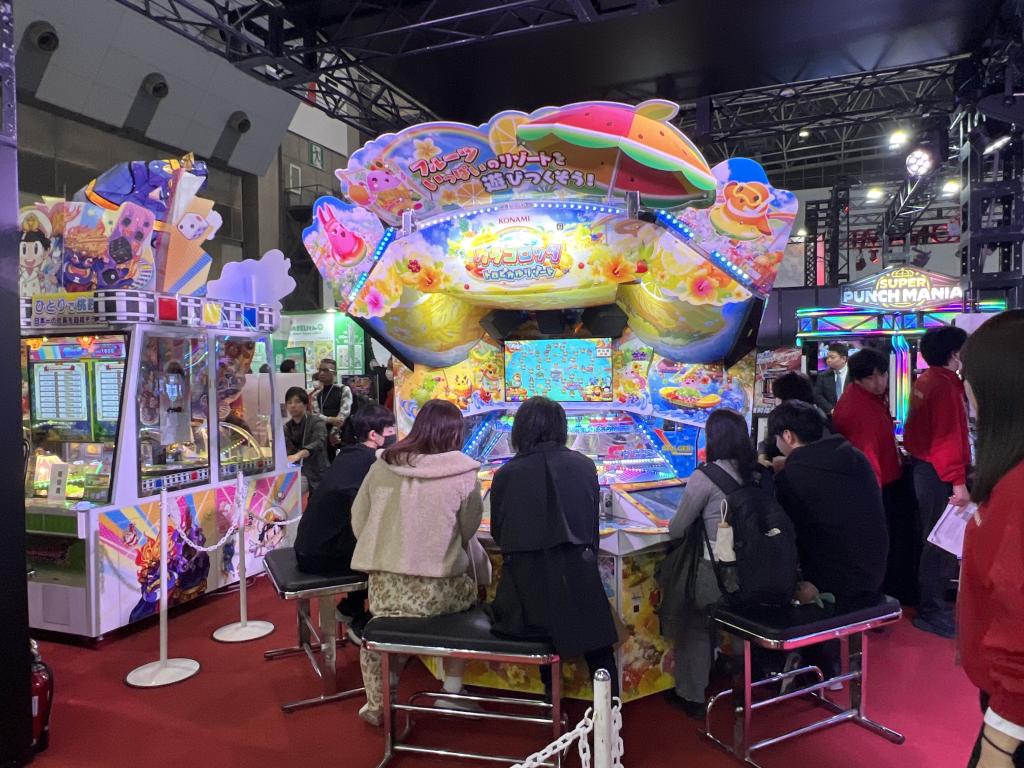 コナミアーケードゲームスのブース写真4