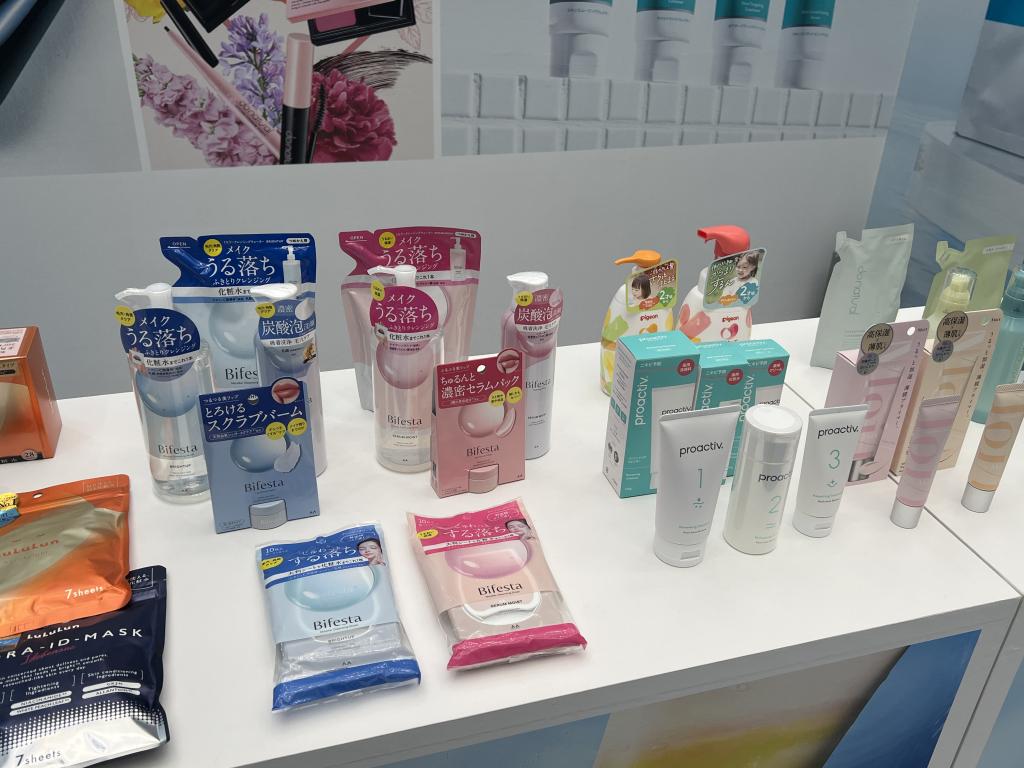 ヘルメスのブース写真2