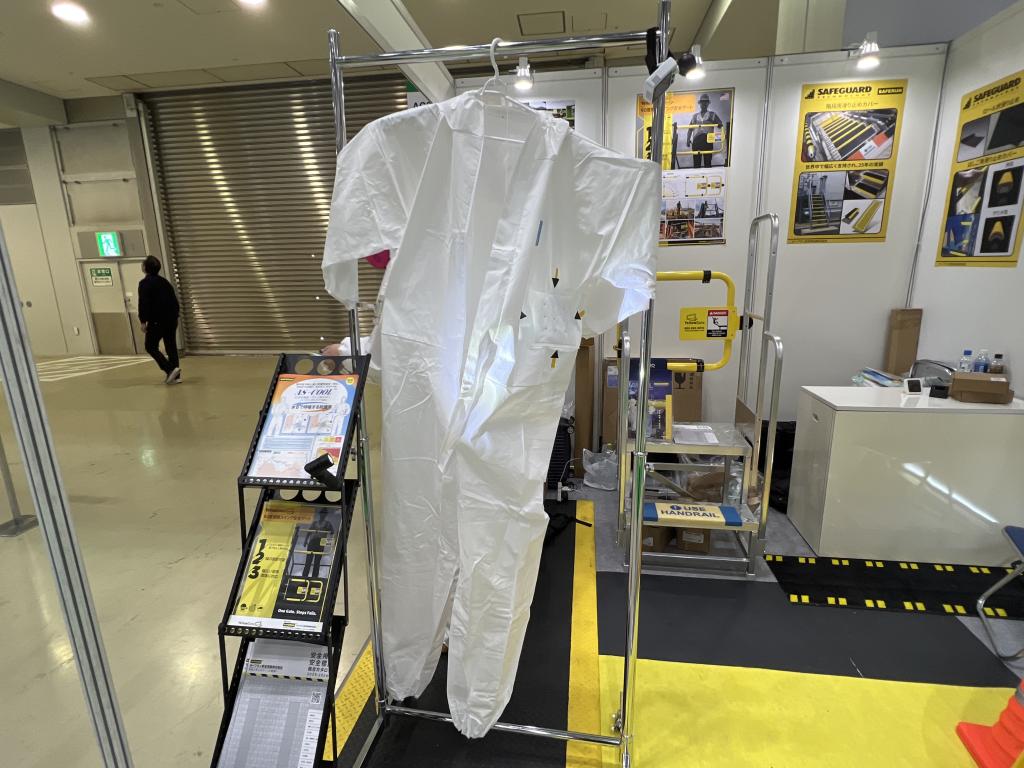 セーフラン安全用品のブース写真2