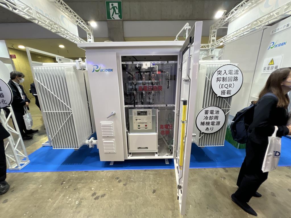 力電のブース写真5