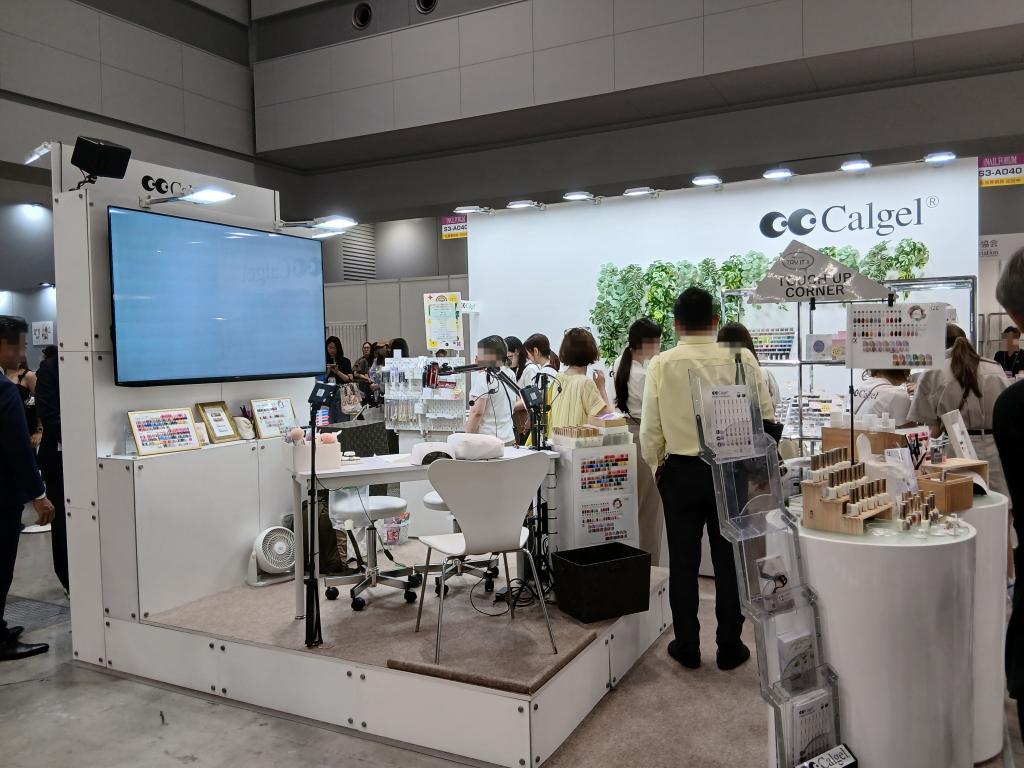 Calgelのブース写真1